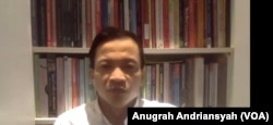 Direktur Eksekutif Amnesty International Indonesia, Usman Hamid. (Foto: VOA/Anugrah Andriansyah)