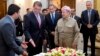 미 국방장관, 이라크 쿠르드 지도부와 회담