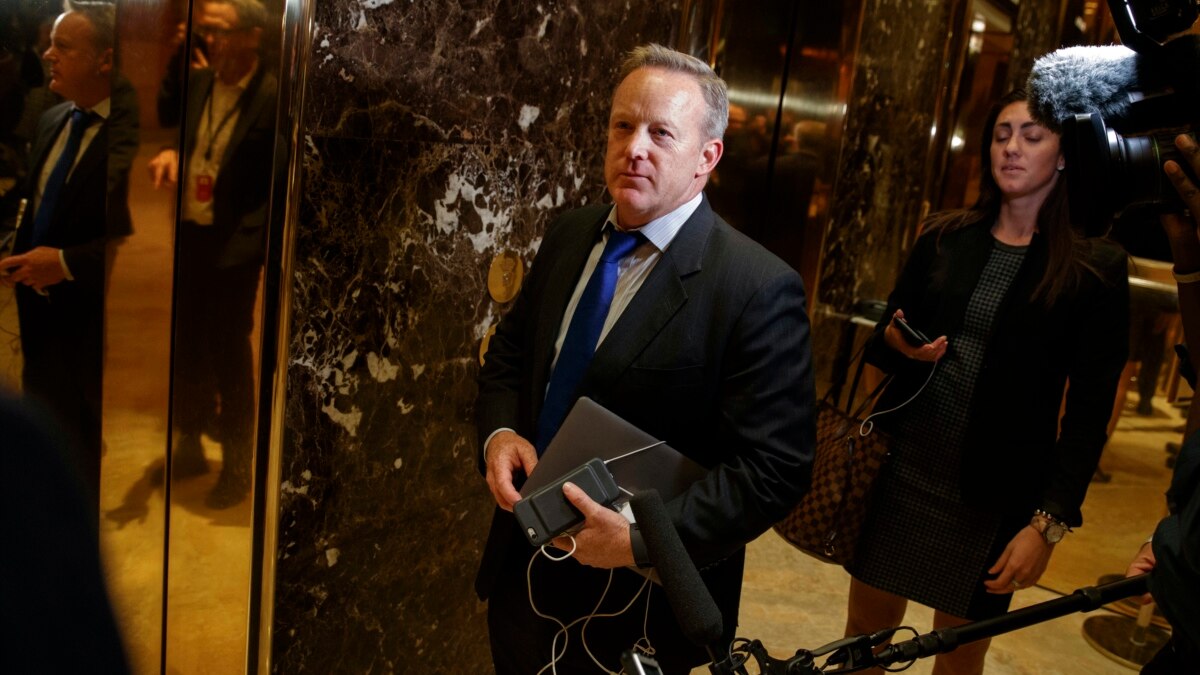 Пресс-секретарь Трампа обвинил журналистов в искажении действительности