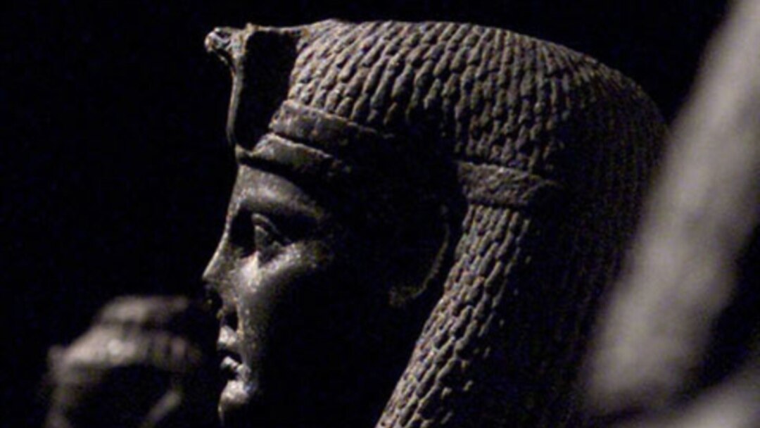 NEFERTITI on X: 8. Cleopatra will later rule Egypt with her son