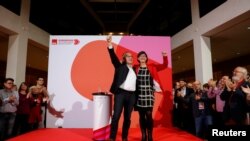 Sosyal Demokrat Parti SPD'nin eş başkanları Saskia Esken ve Norbert Walter-Borjans