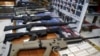 中国每年向美出口十几万支枪
