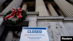 美國聯邦政府許多部門因經費中斷從2018年12月22日開始關閉（路透社）