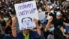 Giới trẻ Thái Lan đốt ảnh, đòi Thủ Tướng Chan-ocha từ chức