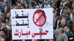 ພວກປະທ້ວງຕໍ່ຕ້ານລັດຖະບານປະທານາທິບໍດີ Hosni Mubarak
ທີ່ອີຈິບ ວັນທີ 8 ກຸມພາ 2011D
