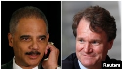 Le ministre de la Justice, Eric Holder (à g.) et le patron de Bank of America, Brian Moynihan, ont pu forger un accord