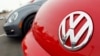 Acciones de Volkswagen caen 13% por fraude