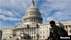 Polisi memperingatkan kemungkinan rencana sebuah kelompok milisi untuk menyerbu Gedung Capitol di AS. (Foto: Reuters)