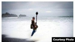 Gordon Hempton at Rialto Beach, Olympic National Park. (Copyright 2013 Christopher Malarca Photography)