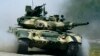 روس کا لیزر سے آراستہ ٹی 90 ٹینک۔ بھارت روسی ہتھیاروں کا سب سے بڑا خریدار ہے اور اب ان کے سپیئرز ملک میں بنانے کی کوشش کر رہا ہے۔ فائل فوٹو 