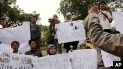 အင်ဒိုနီးရှား၊ ဂျာကာတာက IS အကြမ်းဖက်မှု ဆန့်ကျင်ရေးဆန္ဒပြပွဲ။