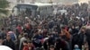 大批平民逃离叙利亚东古塔地区