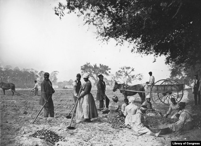 About 4 million enslaved people lived in the U.S. in 1860.