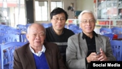 Từ trái sang, Nhà văn Nguyên Ngọc, Tiến sĩ Nguyễn Xuân Diện, giáo sư Chu Hảo. Photo Facebook Nguyen Xuan Dien