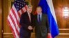 美国国务卿克里和俄罗斯外长拉夫罗 （资料照片）