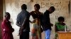 Présidentielle en Centrafrique : les électeurs votent pour la paix