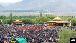 སྐུ་པར་སྐུ་སྒེར་ཡིག་ཚང།