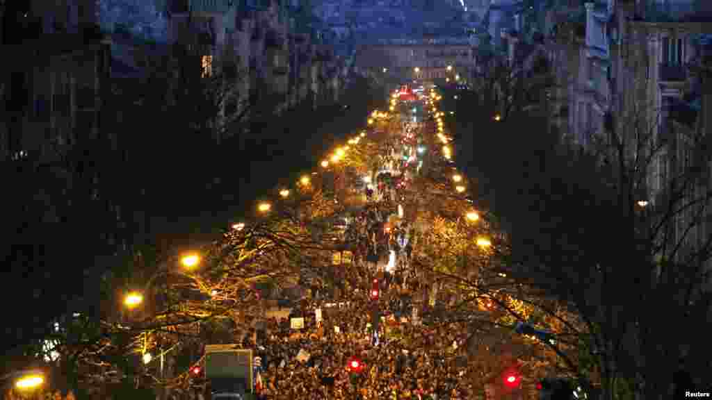 A general view shows hundreds of thousands of French citizens taking part in a solidarity march (Marche Republicaine) in the streets of Paris, Jan. 11, 2015. 