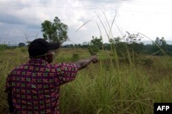 M. Seki, un ancien employé de la Compagnie des mines d'uranium de Franceville à Mounana, Gabon, le 11 juillet 2017.