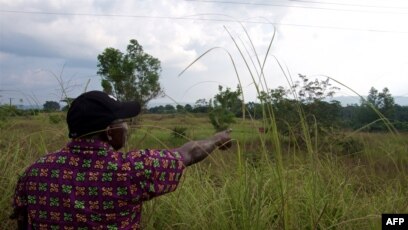 M. Seki, un ancien employé de la Compagnie des mines d'uranium de Franceville à Mounana, Gabon, le 11 juillet 2017.