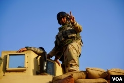 In the morning of the assault on Bashiqa, the peshmerga were confident of quick progress. (J. Dettmer/VOA)
