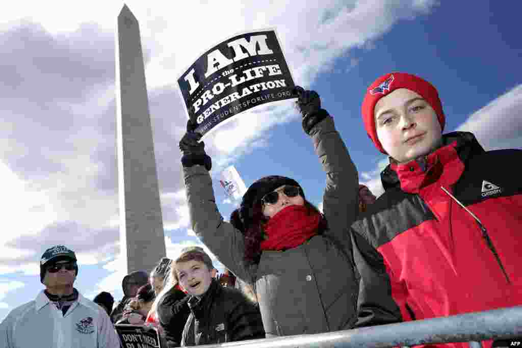 Ribuan aktivis anti aborsi melakukan unjuk rasa tahunan di Washington DC&nbsp;hari Jumat (27/1).