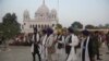 Pakistan, India Tandatangani Kesepakatan 'Historis' untuk Buka Pos Perbatasan untuk Peziarah Sikh