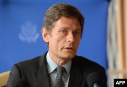 FILE - U.S. Assistant Secretary of State for Democracy, Human Rights and Labor Tom Malinowski speaks during a press conference, April 30, 2015 in Bujumbura, Burundi.