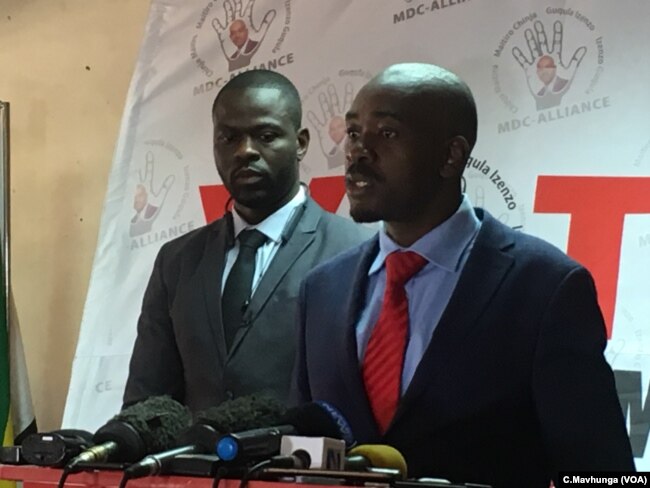 Nelson Chamisa, Zimbabweâs opposition leader, talking to reporters in Harare, Aug. 20, 2018.