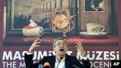 Nobel-winning Turkish author Orhan Pamuk during a news conference before the opening of the Museum of Innocence in Istanbul April 27, 2012.
