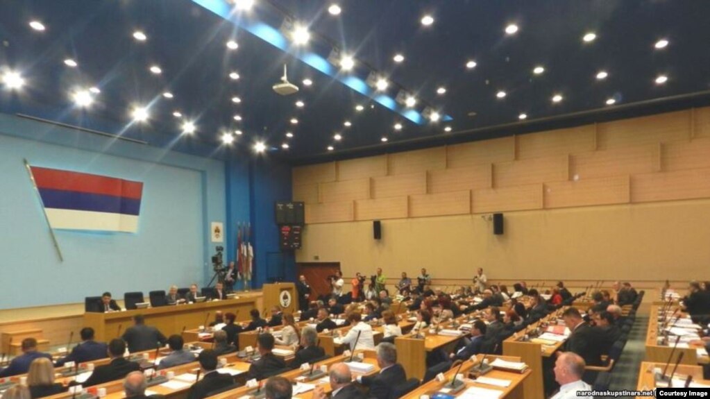 Deputetët serbë të Bosnjës përpjekje për të bllokuar institucionet dhe integrimin në BE
