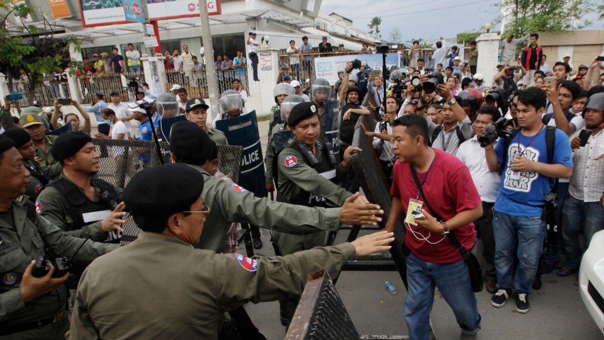 Cambodia's Press Freedom 'Under Attack,' Report Finds - Vimarsana News
