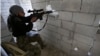 جنگجویان افغان در سوریه آموزش اسلحه نشانزن فرا گرفتند