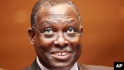 Razão para sorrir? Manuel Vicente, vice presidente de Angola