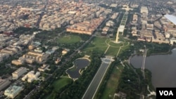 Quảng trường quốc gia (National Mall), ngay trước điện Capitol, trụ sở quốc hội Hoa Kỳ ở thủ đô Washington.