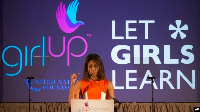 La primera dama habla en las Naciones Unidas durante la cumbre de líderes de la Fundación Dejemos que las niñas aprendan