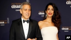 En un comunicado George Clooney expresó que tanto la madre como los bebés están saludables y recuperándose muy bien.