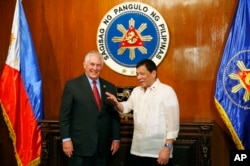 Держсекретар у Манілі