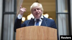 Britain's Foreign Secretary Boris Johnson addresses staff inside the Foreign Office in London, July 14, 2016. 