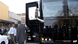 President Barack Obama walks toward his bus after stopping in Boone, N.C., Oct. 17, 2011.