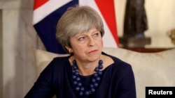 Perdana Menteri Inggris Theresa May di kediaman resmi 10 Downing Street, London, 5 Desember 2017.