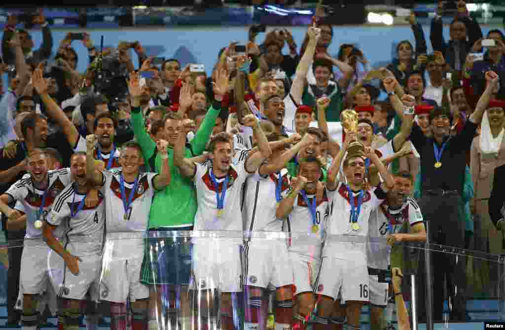 جرمنی فٹ بال کی دُنیا کا نیا عالمی چیمپیئن بن گیا