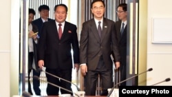 The 5th inter-Korean high-level talks were held at the House of Peace in Panmunjom on October 15, 2018, with South Korean Unification Minister Cho Myoung-gyon, right, and his North Korean counterpart Ri Son Gwon. 