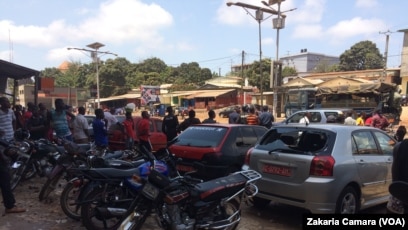 Une ville morte a été organisée à Conakry, en Guinée, le 12 mars 2018. (VOA/Zakaria Camara)
