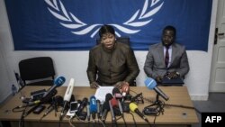 The International Criminal Court's (ICC) chief prosecutor, Fatou Bensouda (C), holds a press conference during her visit to look into allegations of extreme violence on May 3, 2018 in Kinshasa, Democratic Republic of Congo.
