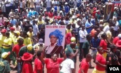 Zanu PF activists attending a party mini-rally in Harare on Wednesday.