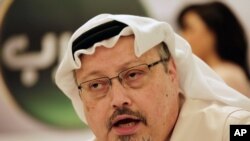 Jamal Khashoggi, columnista de The Washington Post, que fue asesinado en 2018 en el consulado de Arabia Saudí en Estambul, Turquía, en un crimen que el príncipe heredero de Arabia Saudí, atribuye a subordinados que actuaron por cuenta propia.