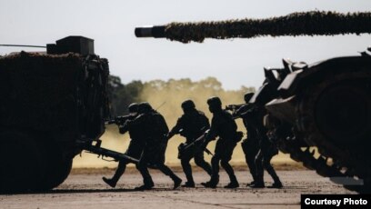 春节临近 台湾针对机场防护举行军事对抗演练