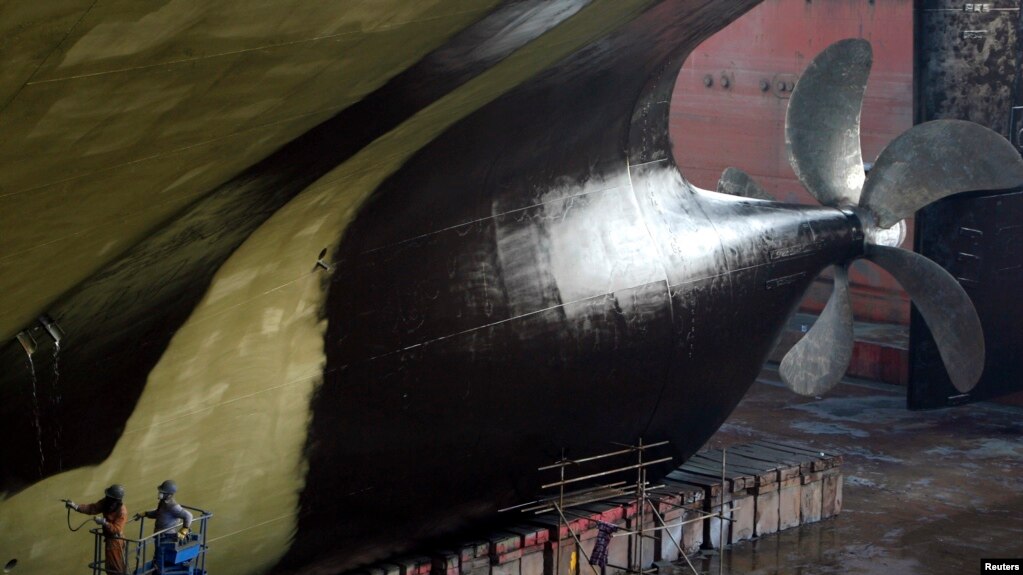 资料照片：中国船舶重工集团公司在河北省的一个船舶修理与造船基地。（2007年10月10日）(photo:VOA)
