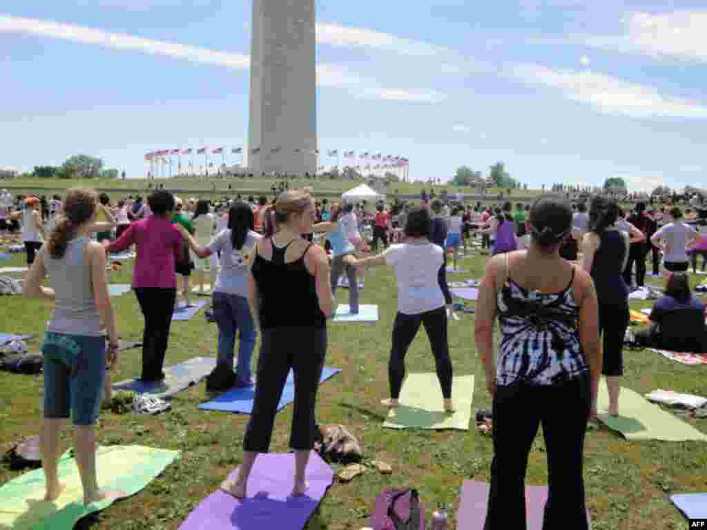Неделя йоги в Вашингтоне